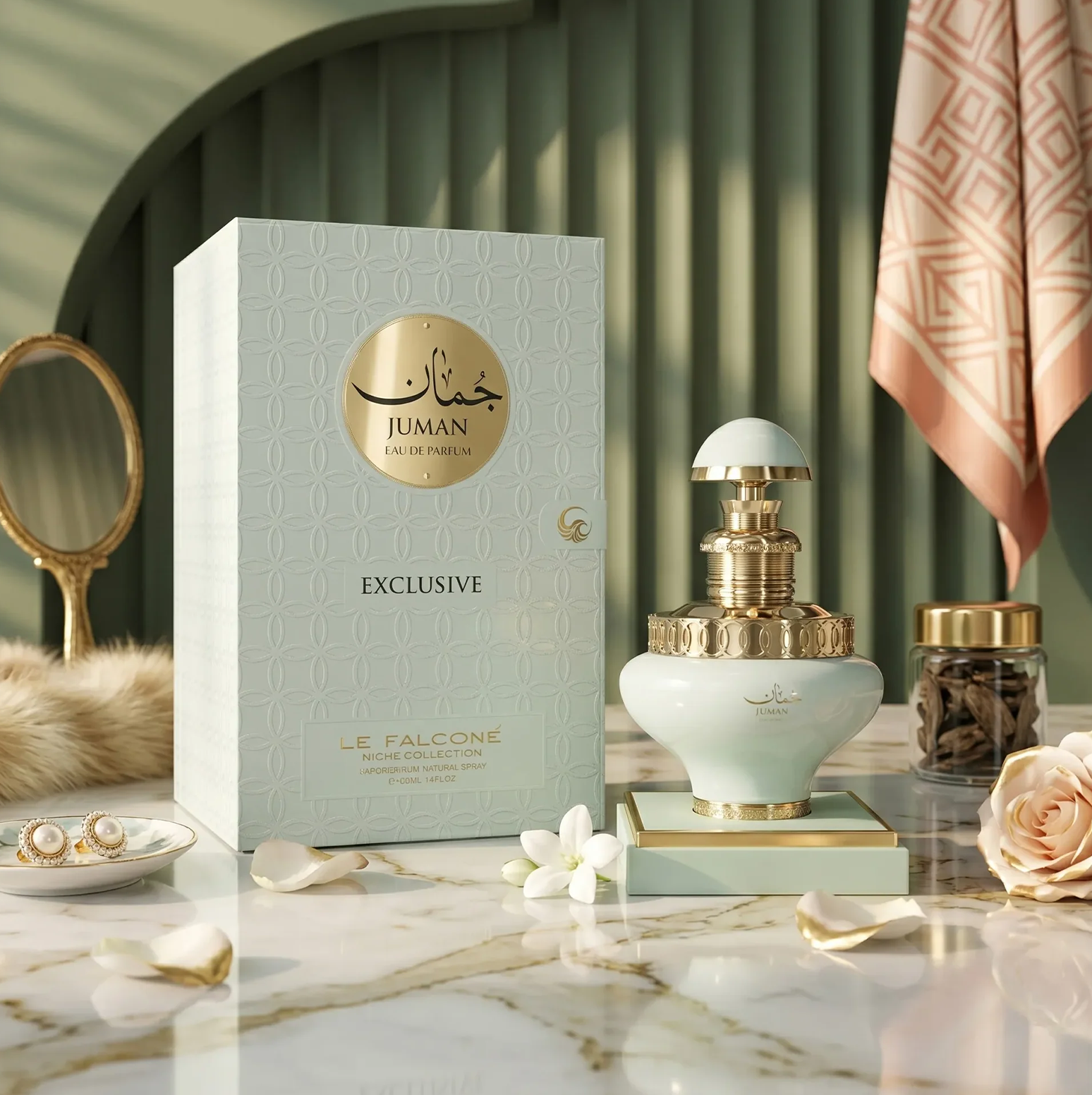Eine luxuriöse Lifestyle-Aufnahme des Juman Exclusive 100ml-Flakons und der Geschenkbox, gestylt auf einer Marmoroberfläche mit Perlen, Rosenblättern und dekorativen Akzenten.
