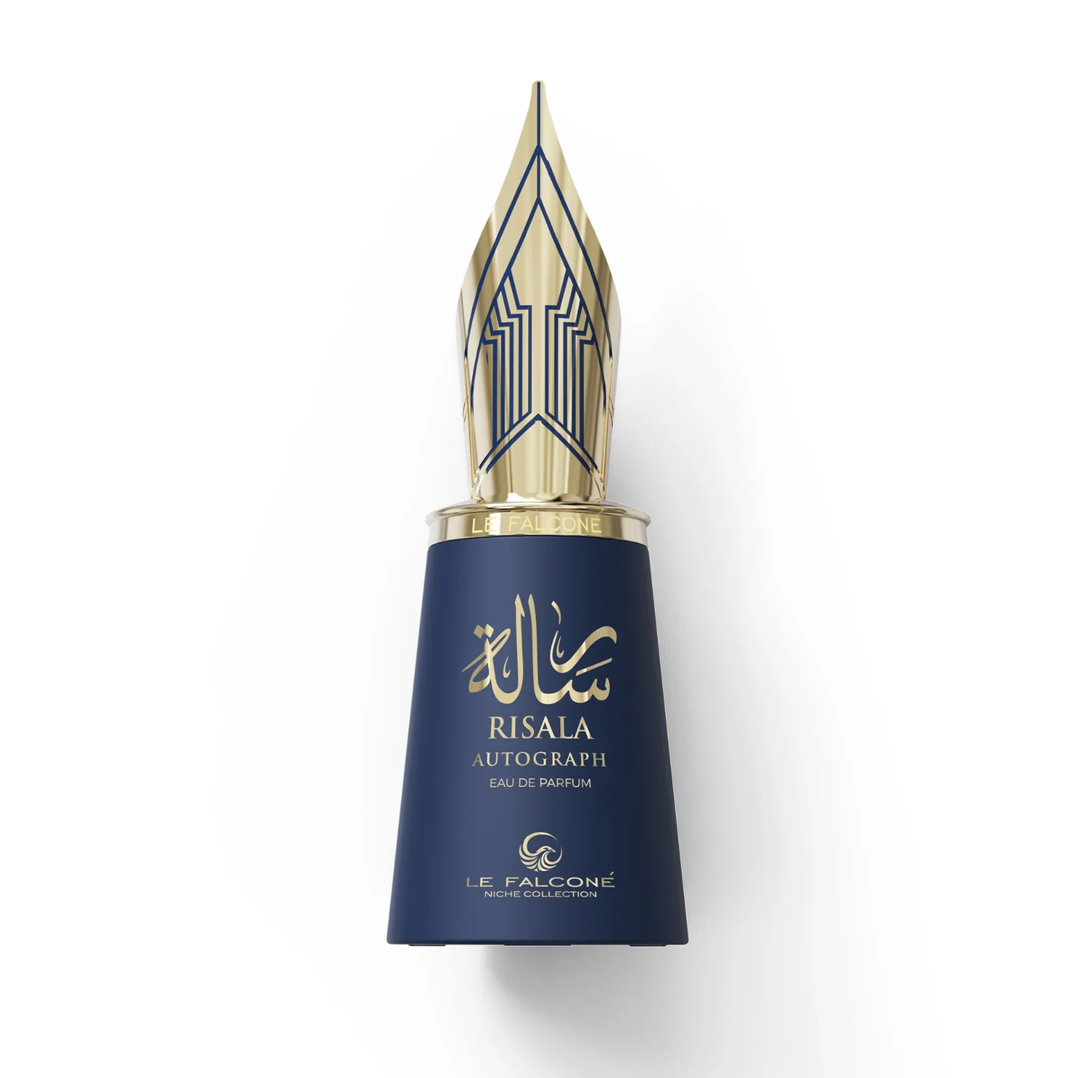 Le Falconé Risala Autograph 100ml Parfümflakon mit goldener Kappe in Form eines Füllfederhalters. Studioaufnahme des dunkelblauen Risala Autograph 100ml-Flakons, die die schlanke Silhouette und die markante goldene Kappe in Form einer Füllhalterfeder hervorhebt.